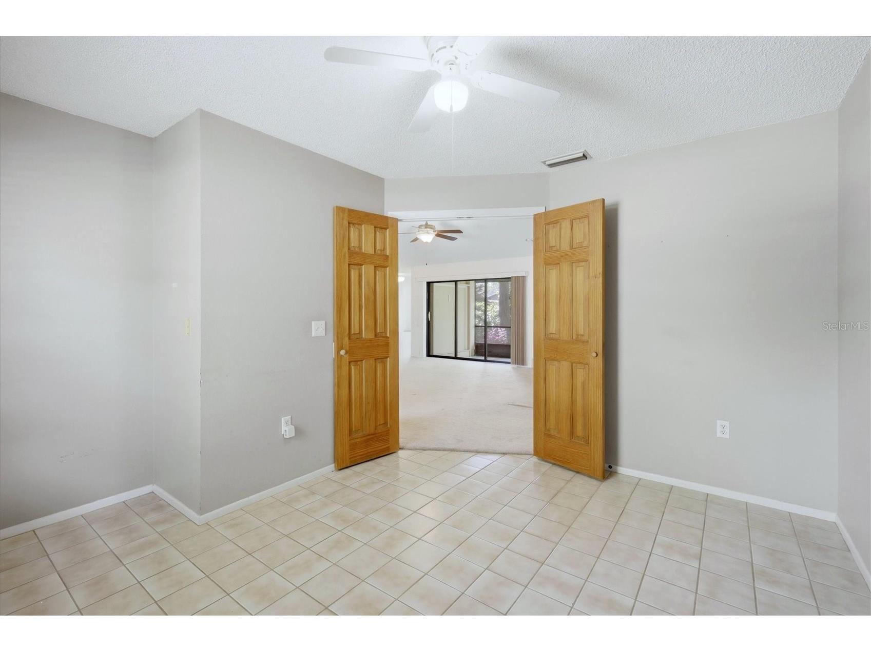 2158 Cork Oak Street Sarasota FL 34232 A4686101 image35