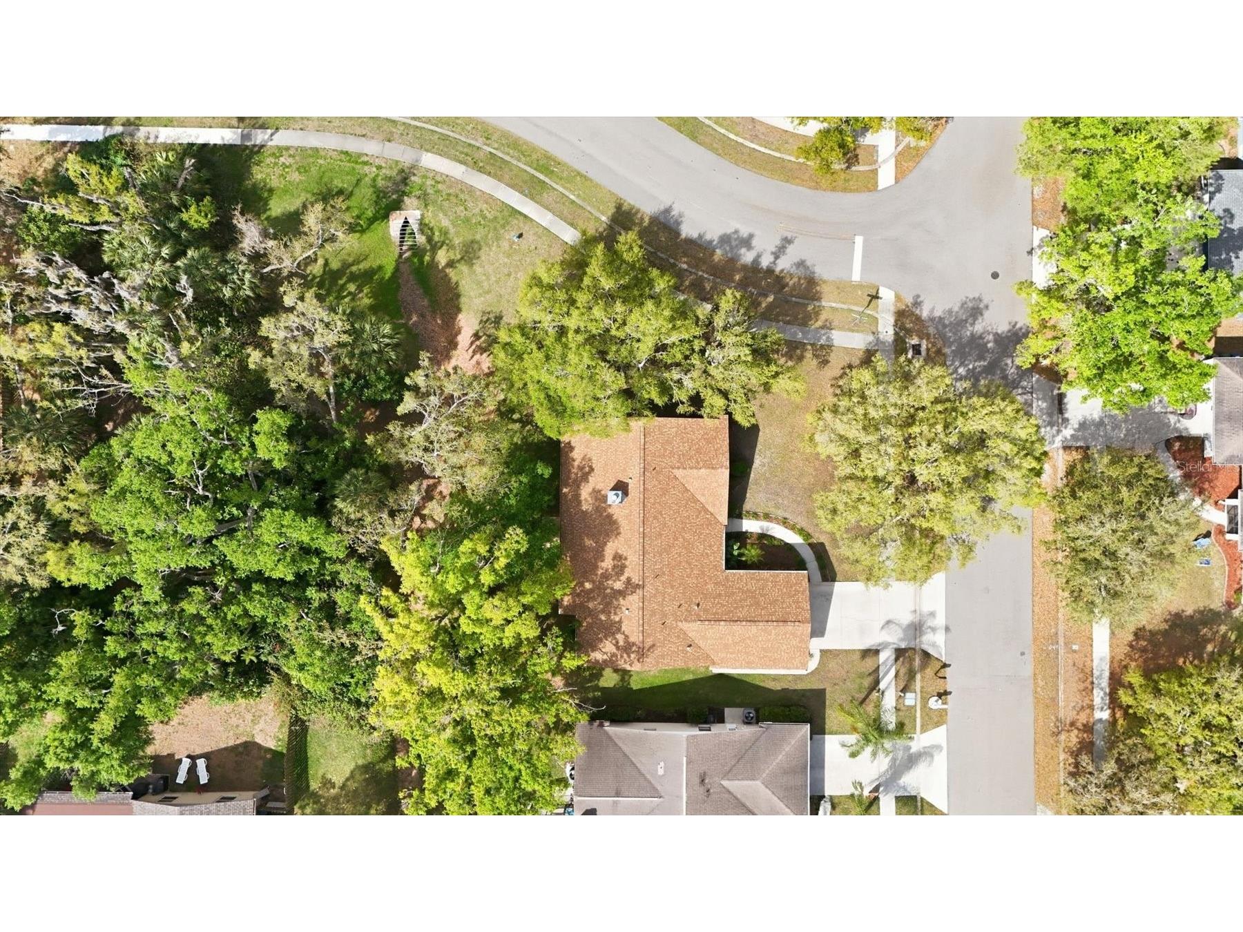2158 Cork Oak Street Sarasota FL 34232 A4686101 image47