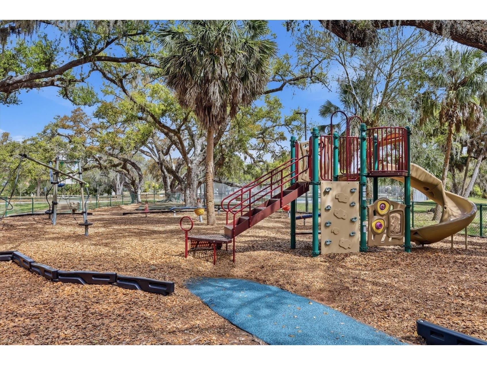 2158 Cork Oak Street Sarasota FL 34232 A4686101 image57