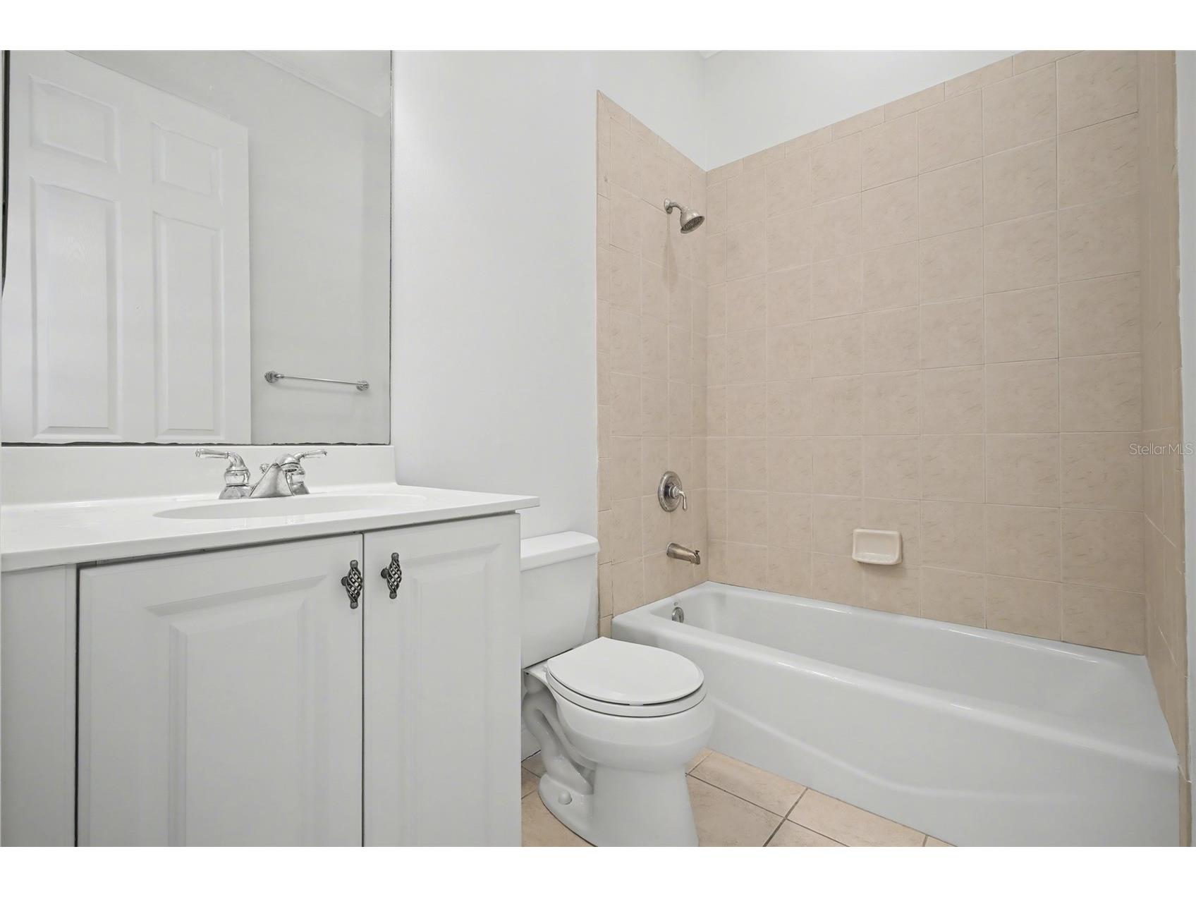 2158 Falls Circle Vero Beach FL 32967 O6375207 image17