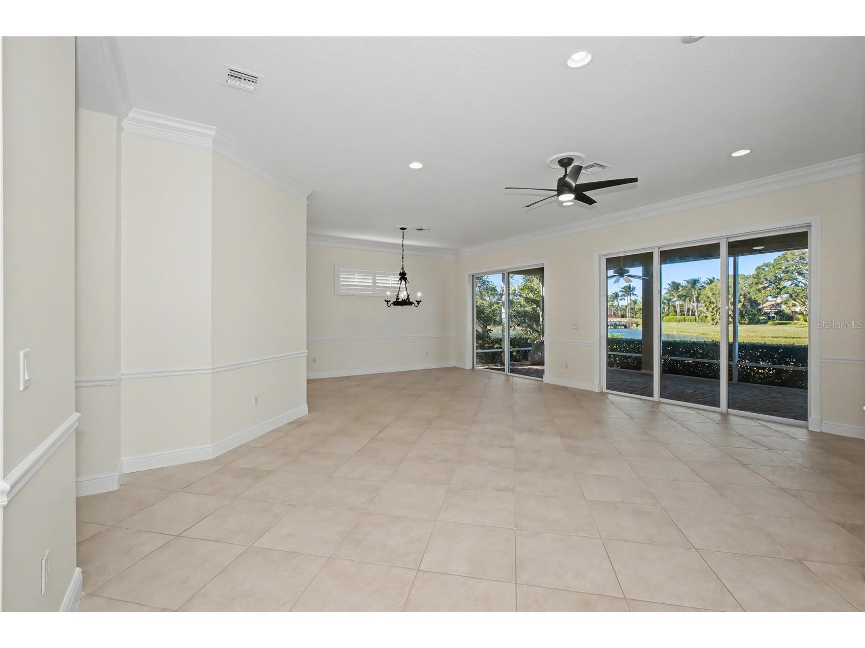 2158 Falls Circle Vero Beach FL 32967 O6375207 image9
