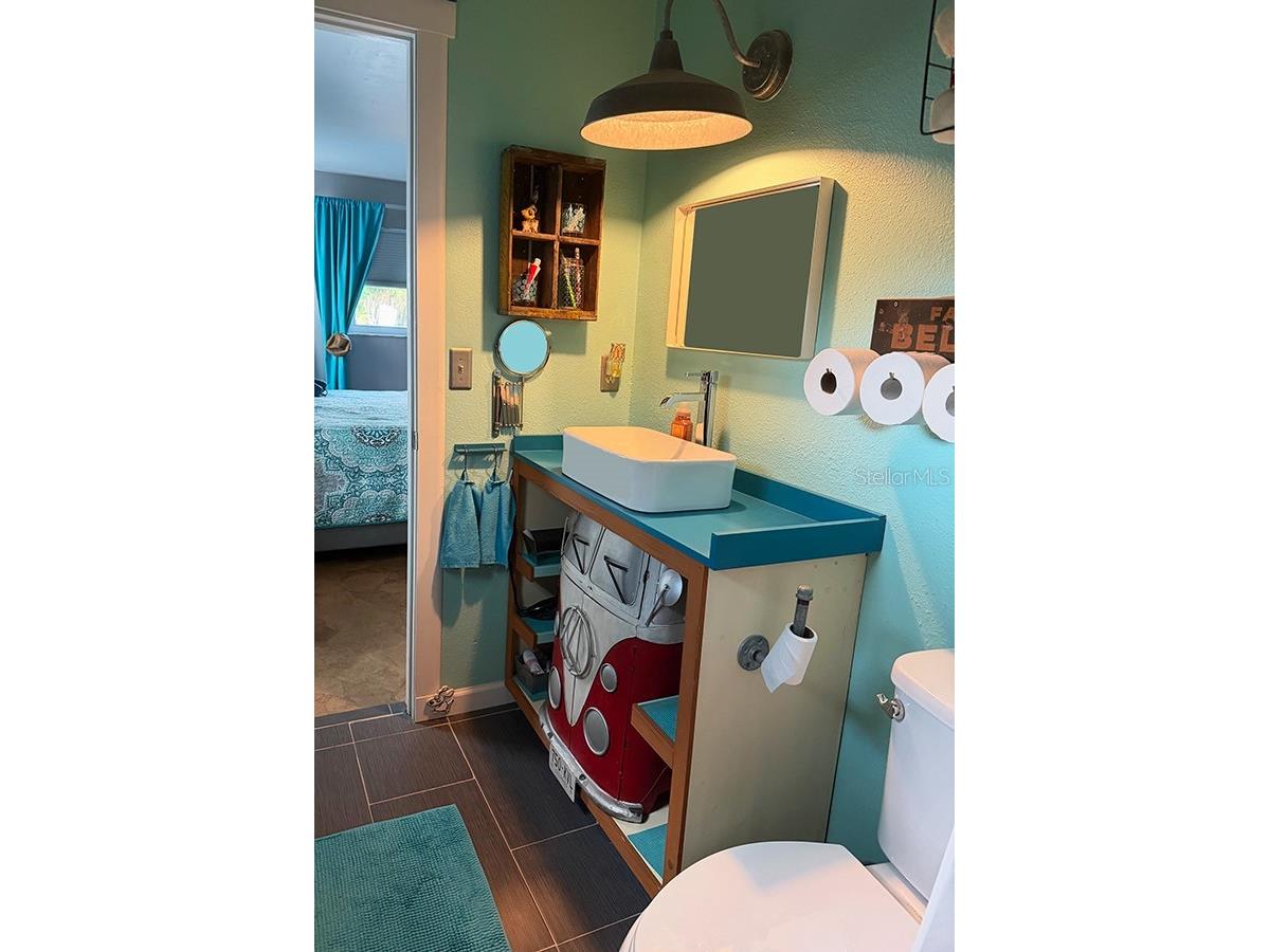 2159 Barcelona Way S Saint Petersburg FL 33712 TB8494944 image17