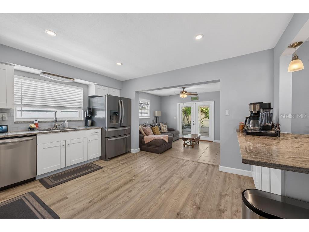 2159 Greenbriar Boulevard Clearwater FL 33763 TB8520152 image11