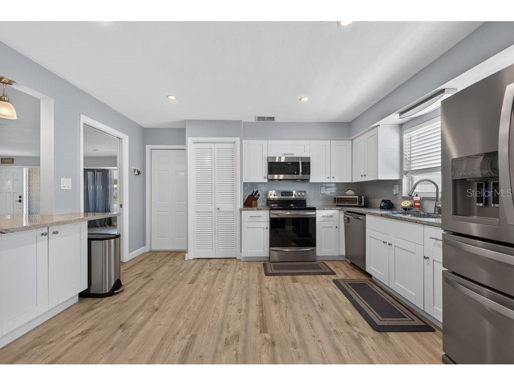 2159 Greenbriar Boulevard Clearwater FL 33763 TB8520152 image14