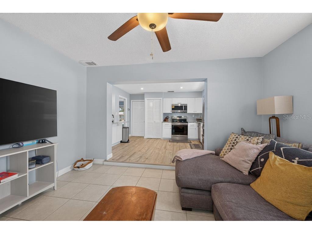 2159 Greenbriar Boulevard Clearwater FL 33763 TB8520152 image20