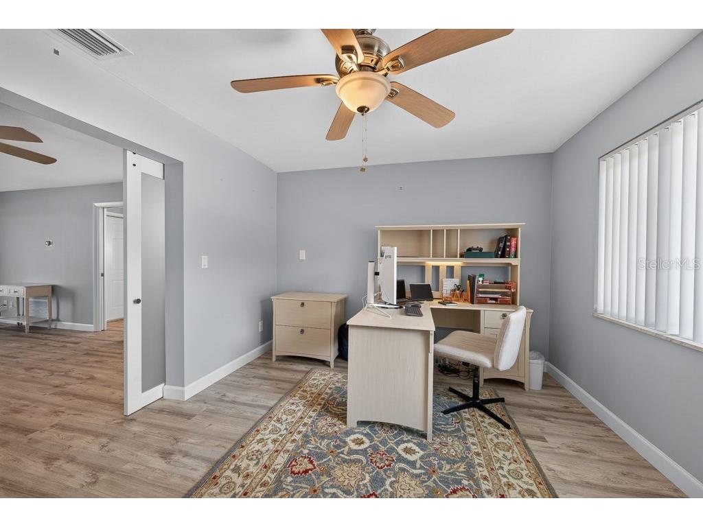 2159 Greenbriar Boulevard Clearwater FL 33763 TB8520152 image22