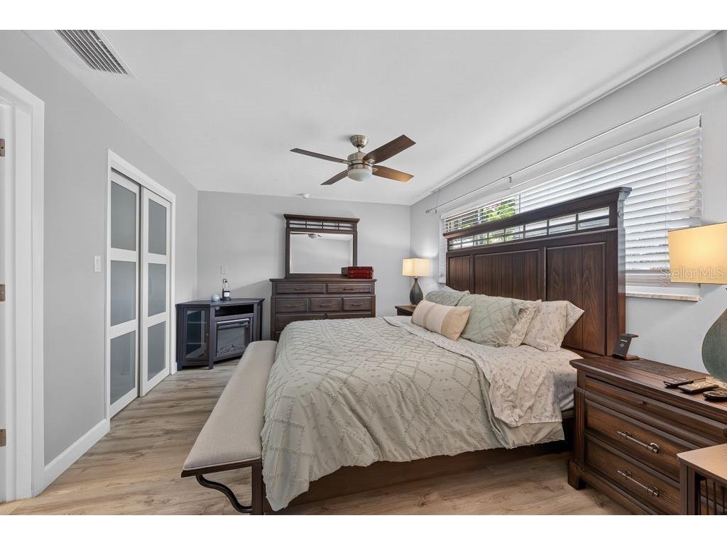 2159 Greenbriar Boulevard Clearwater FL 33763 TB8520152 image27