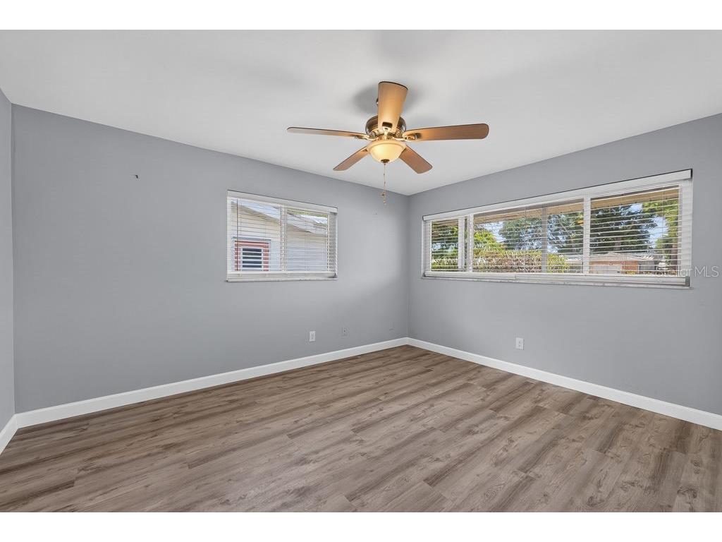 2159 Greenbriar Boulevard Clearwater FL 33763 TB8520152 image30