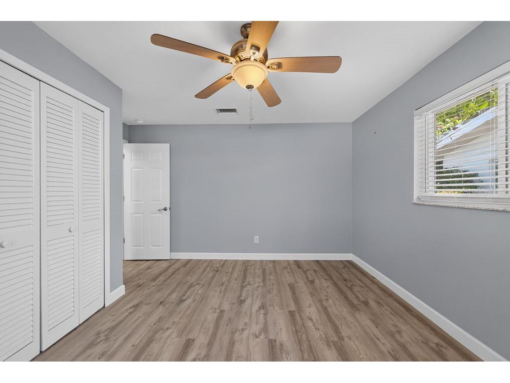 2159 Greenbriar Boulevard Clearwater FL 33763 TB8520152 image32