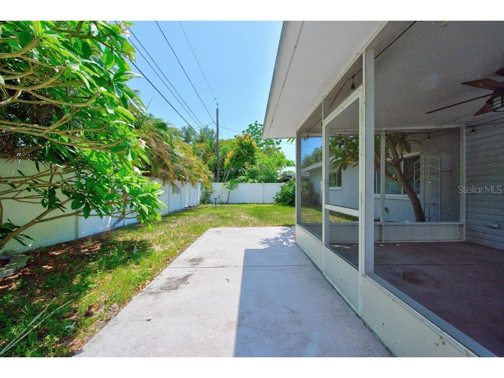 2159 Greenbriar Boulevard Clearwater FL 33763 TB8520152 image35