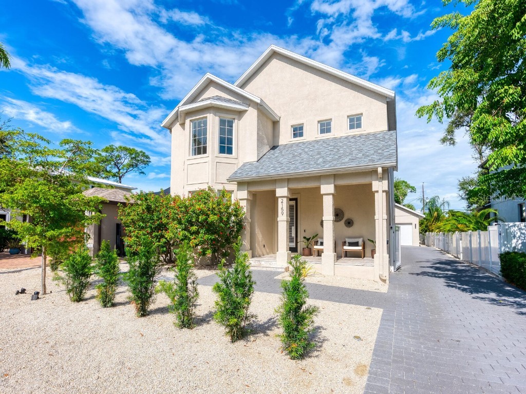 2159 Hawthorne Street Sarasota FL 34239 A4671095 image1