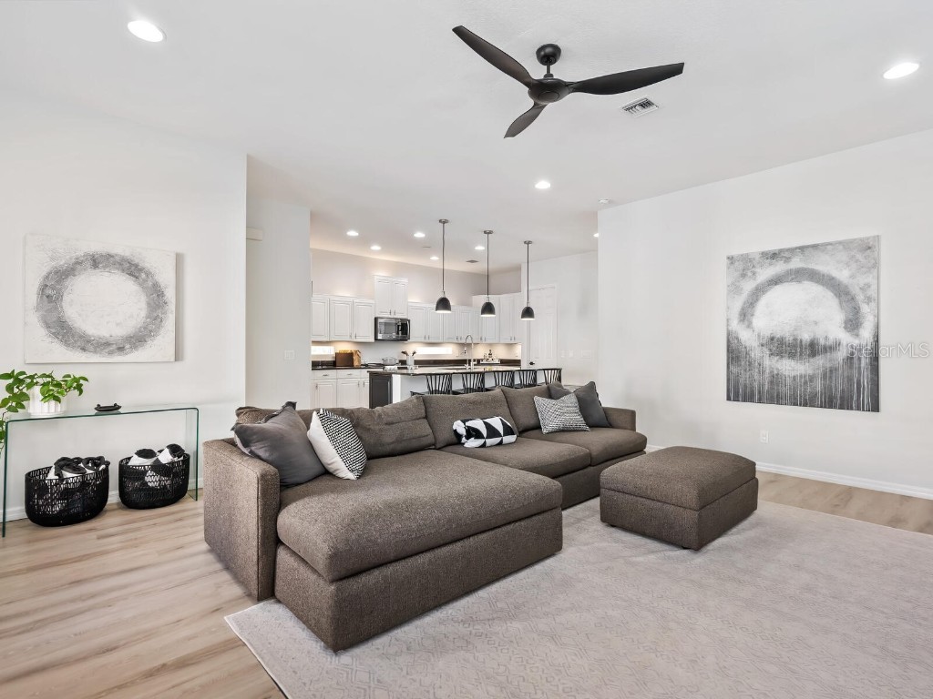 2159 Hawthorne Street Sarasota FL 34239 A4671095 image16