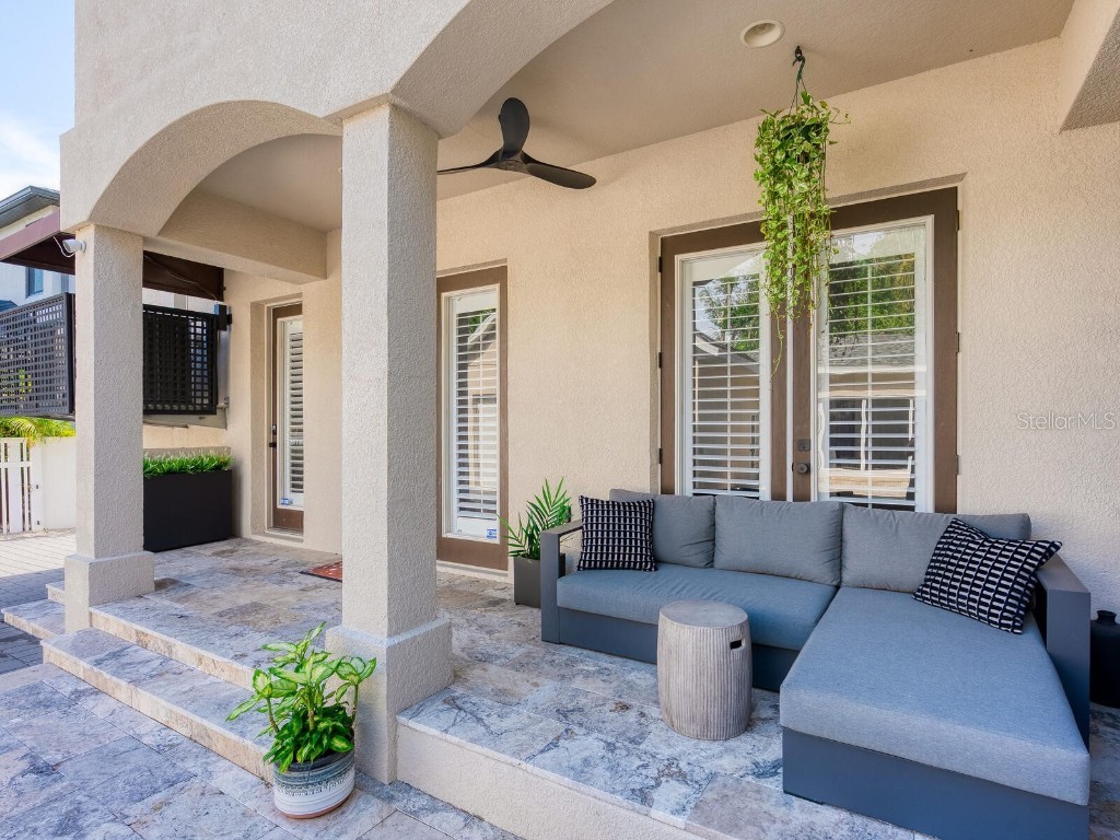 2159 Hawthorne Street Sarasota FL 34239 A4671095 image32