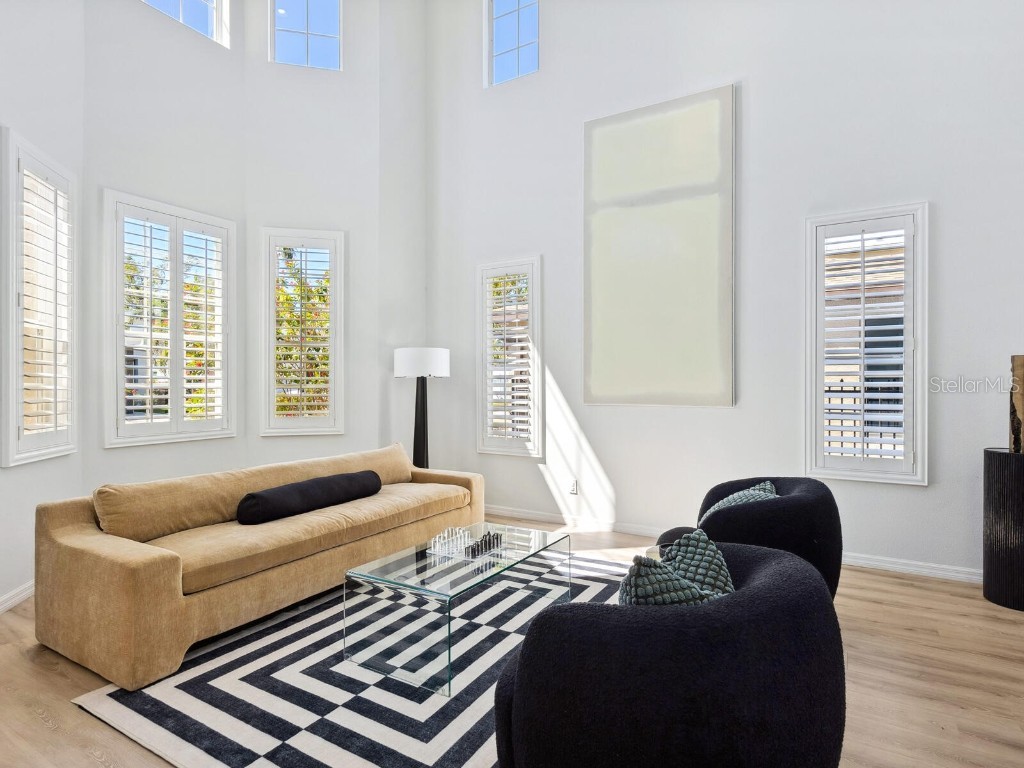 2159 Hawthorne Street Sarasota FL 34239 A4671095 image4