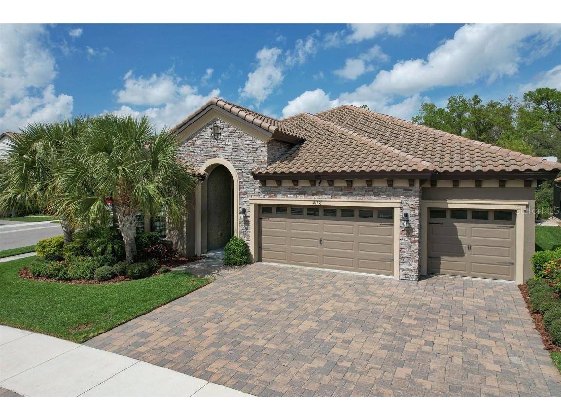 21591 Amelia Rose Way Land O Lakes FL 34637 - CURVE LAKE T3511469 image1