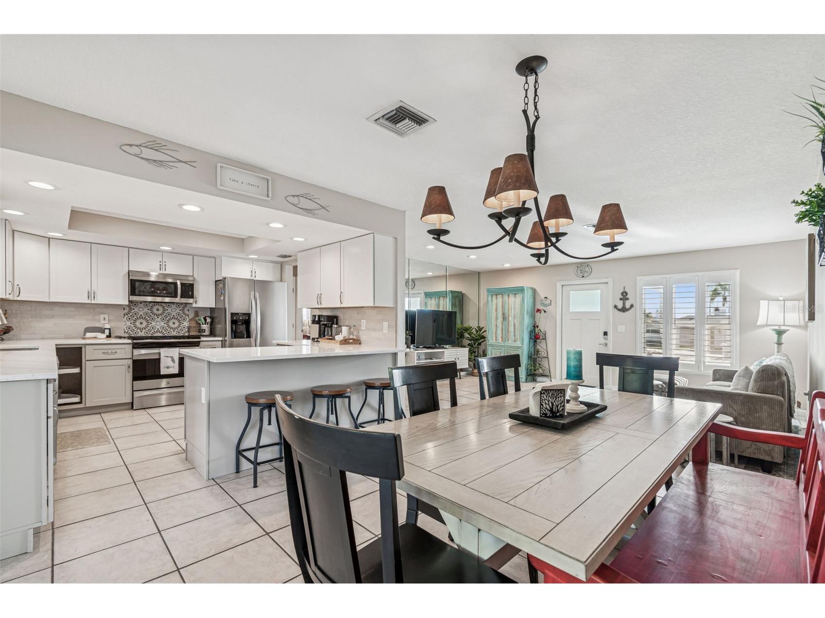 216 176th Avenue E Redington Shores FL 33708 TB8465434 image12
