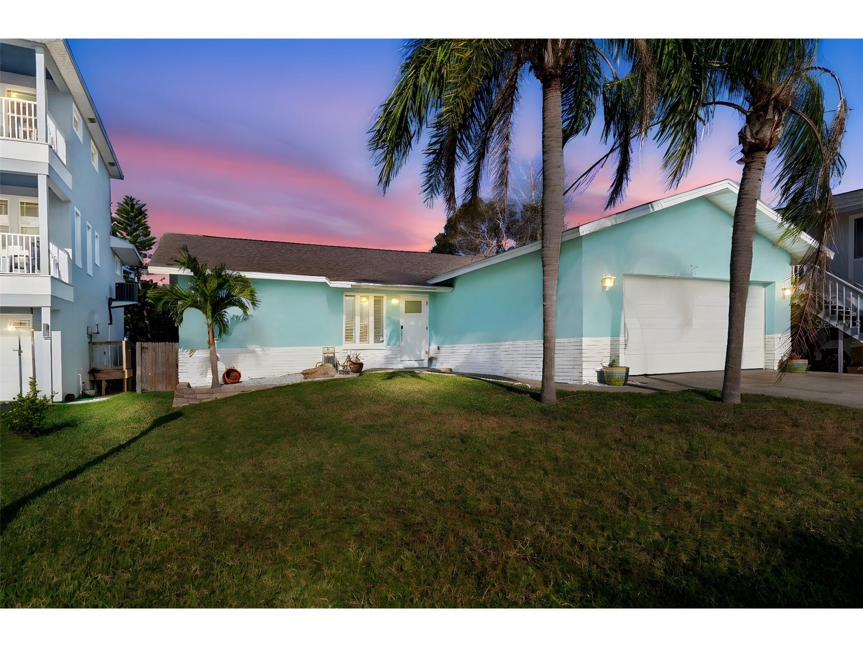 216 176th Avenue E Redington Shores FL 33708 TB8465434 image2