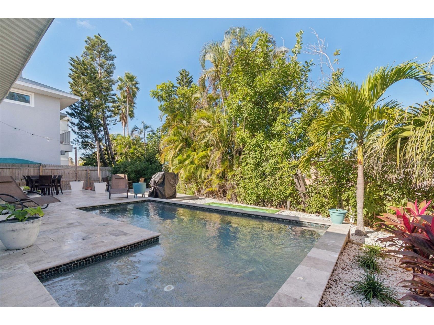 216 176th Avenue E Redington Shores FL 33708 TB8465434 image48