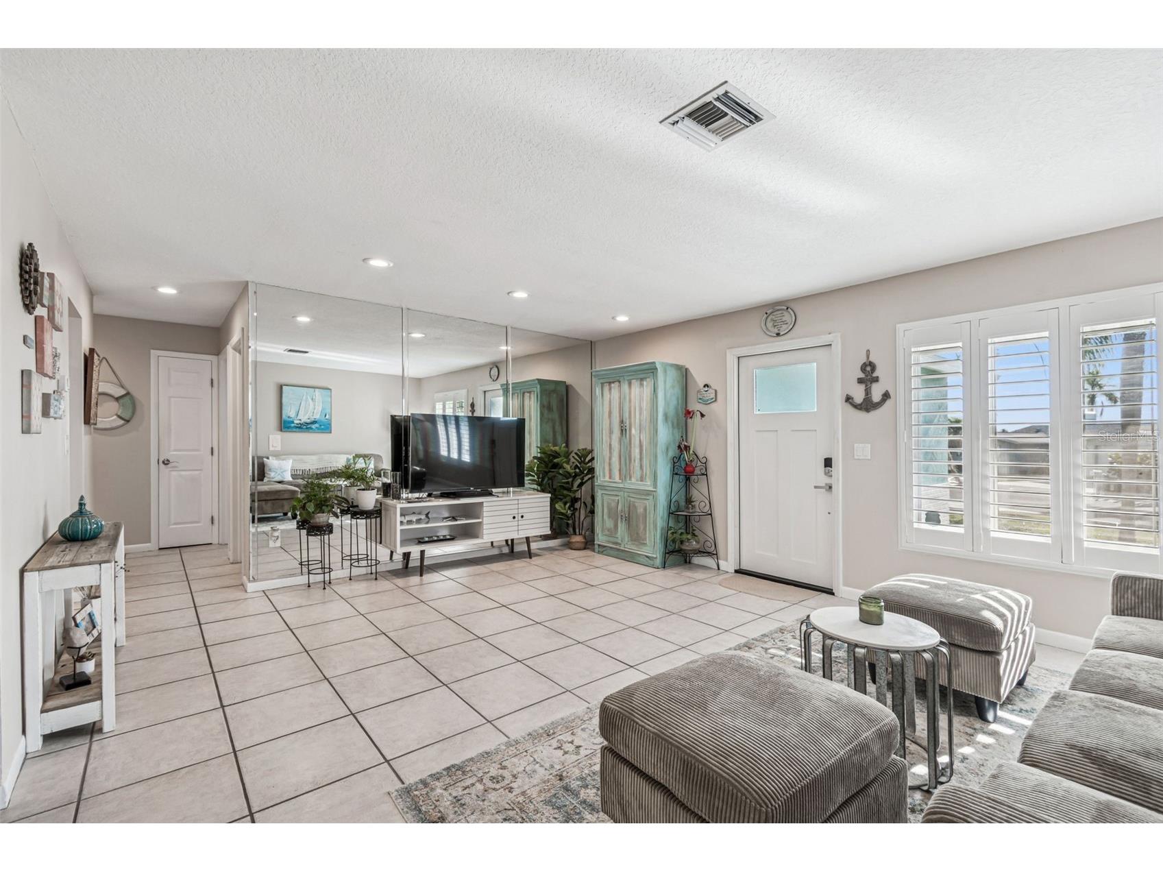 216 176th Avenue E Redington Shores FL 33708 TB8465434 image8