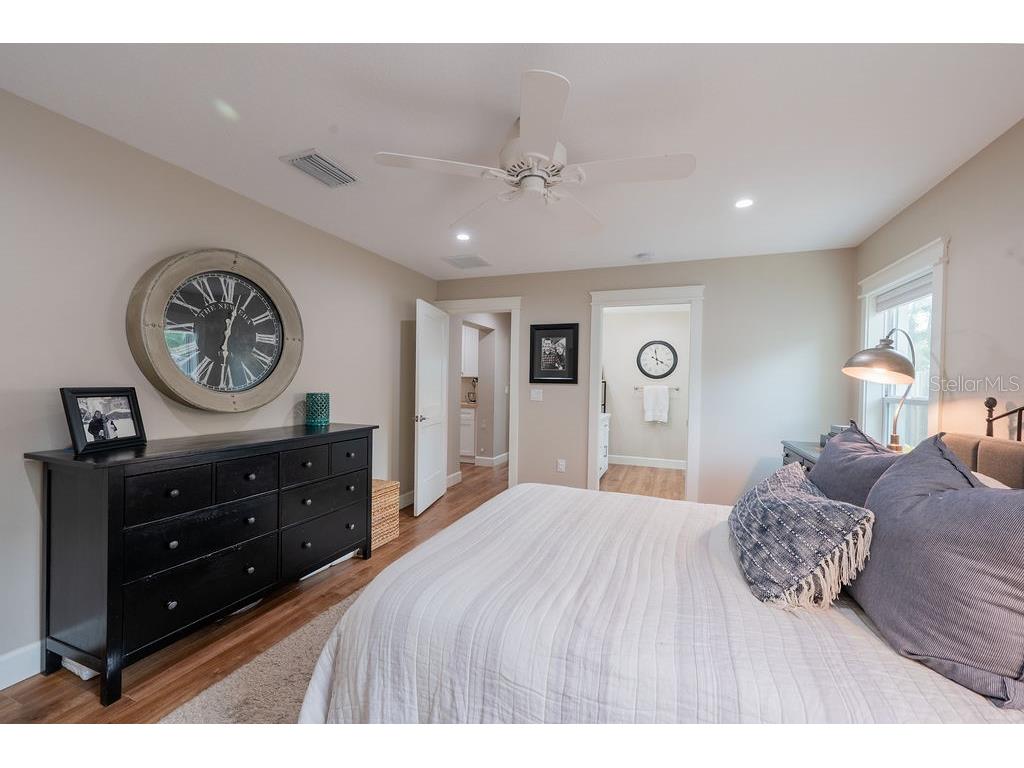 216 18th Street E Bradenton FL 34208 A4700169 image17
