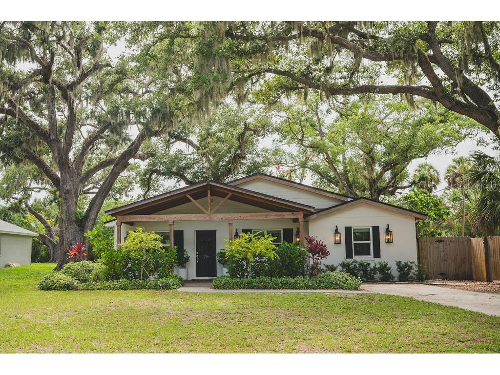 216 18th Street E Bradenton FL 34208 A4700169 image2
