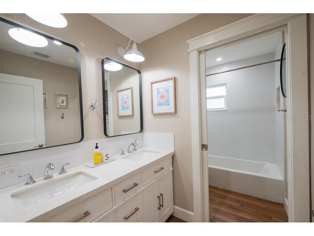 216 18th Street E Bradenton FL 34208 A4700169 image27