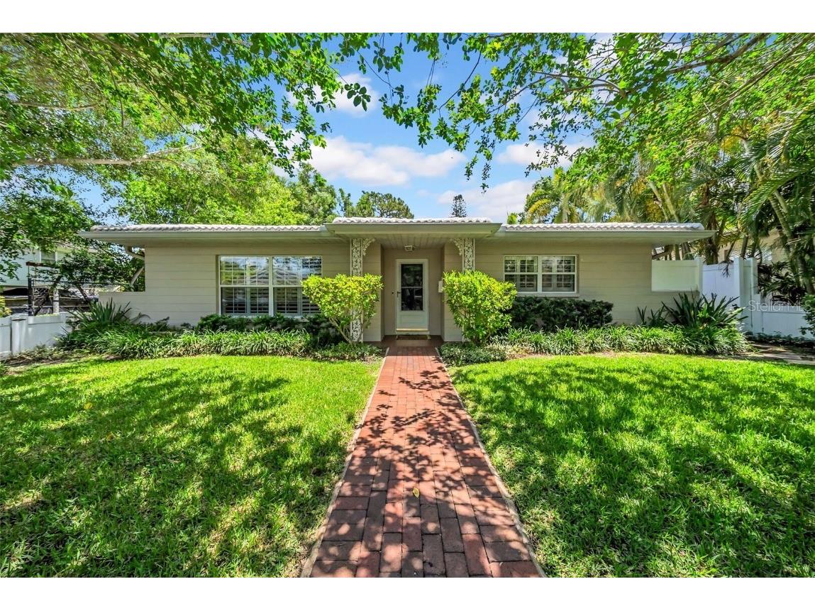 216 21st Avenue NE Saint Petersburg FL 33704 TB8341583 image1