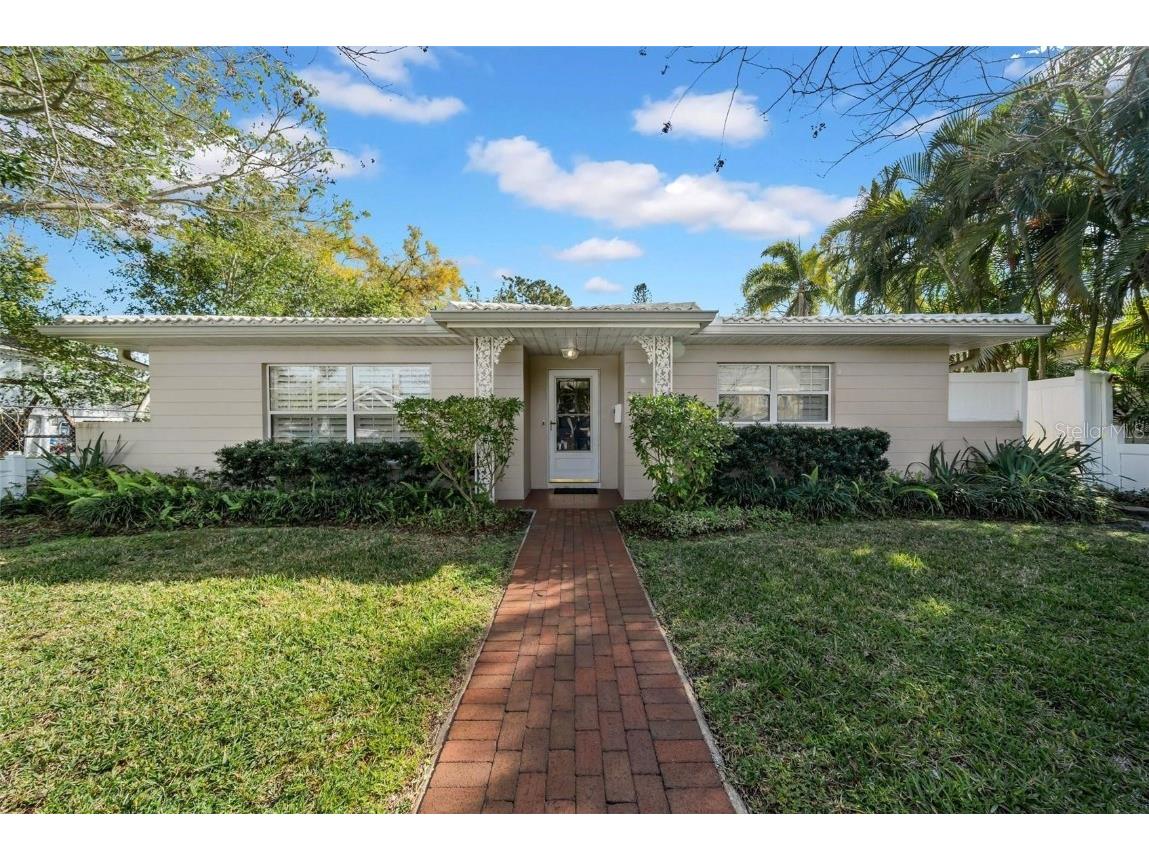 216 21st Avenue NE Saint Petersburg FL 33704 TB8382209 image1
