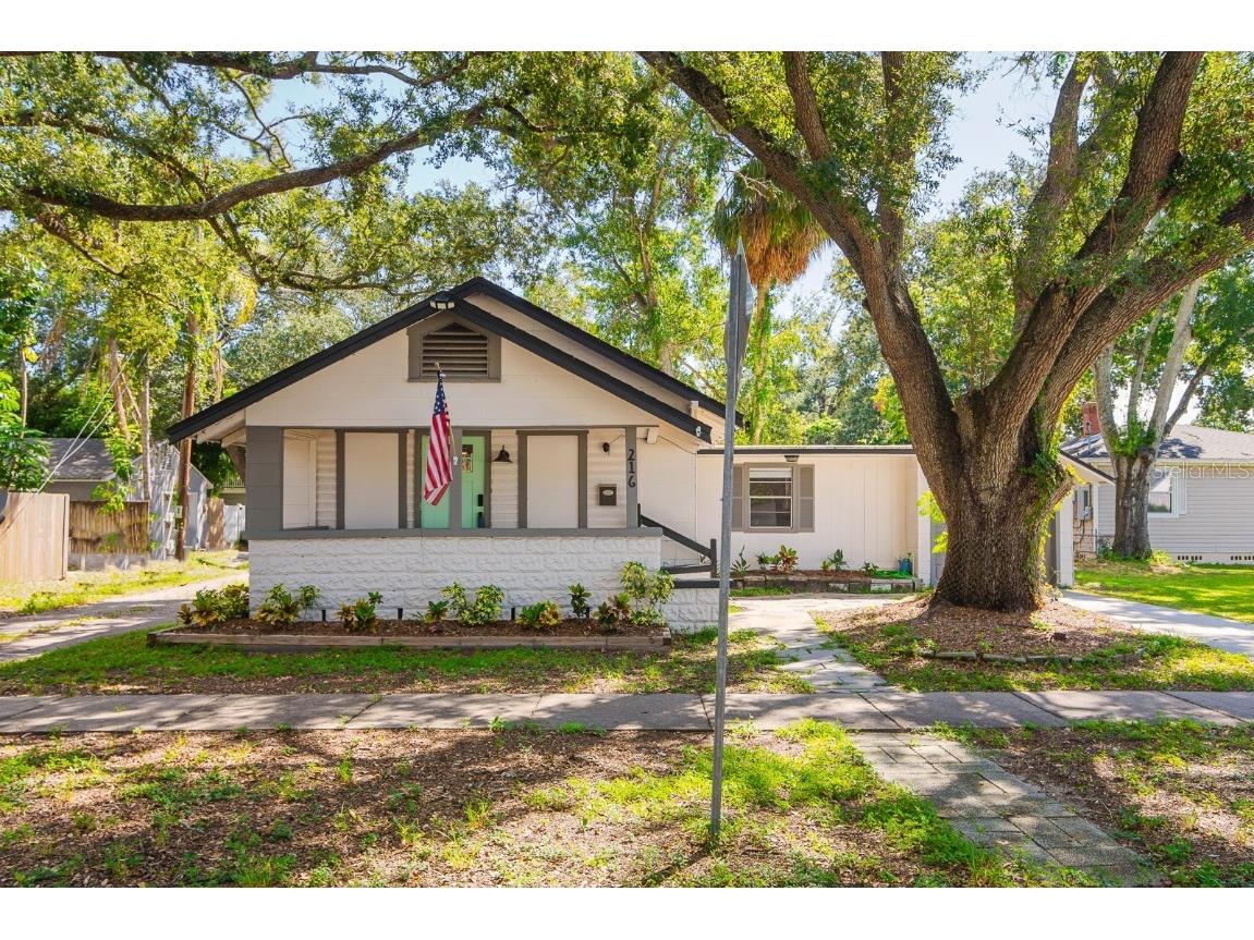 216 29th Street S Saint Petersburg FL 33712 TB8428234 image1