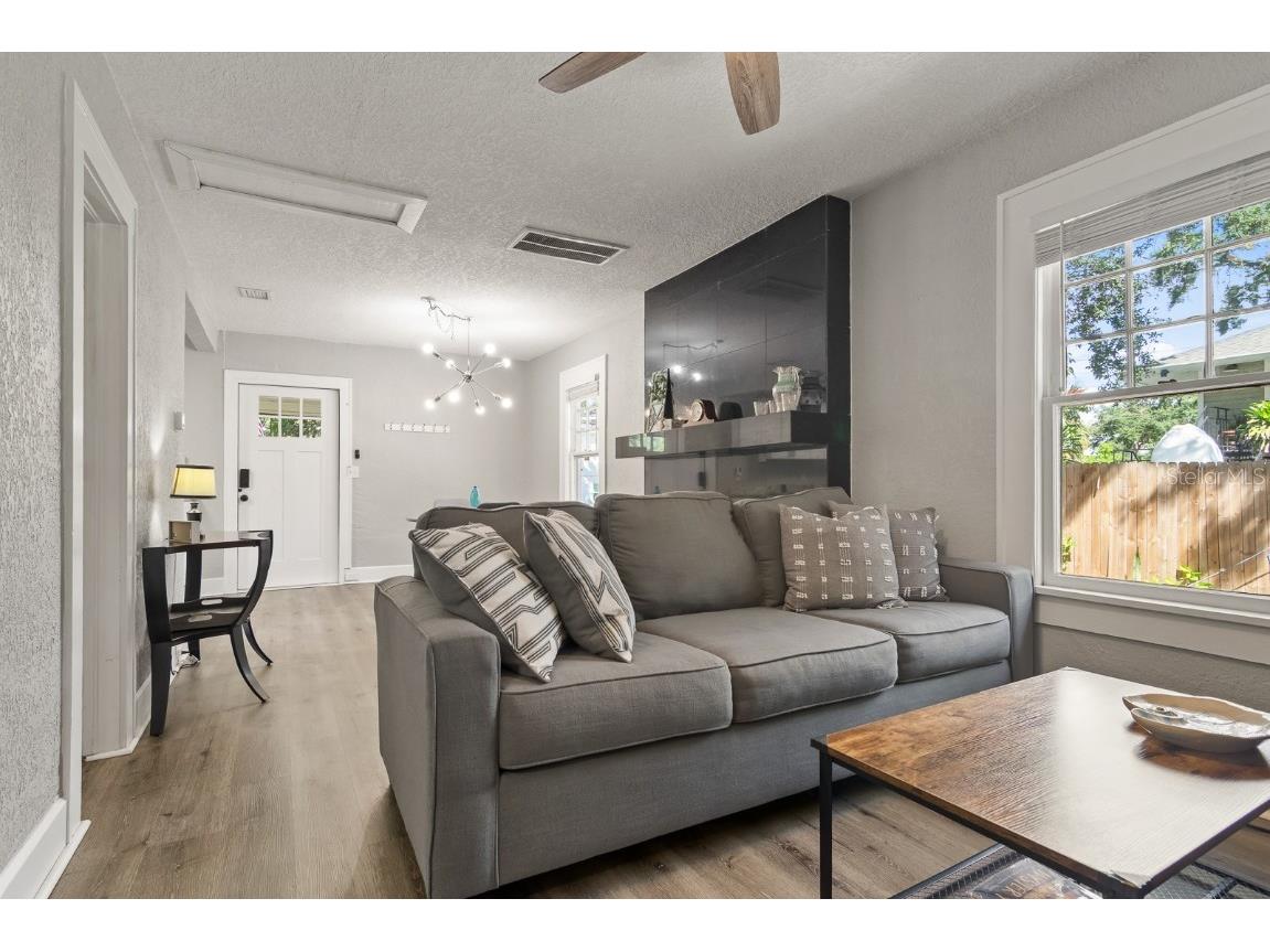 216 29th Street S Saint Petersburg FL 33712 TB8428234 image20