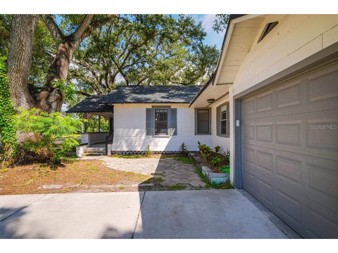 216 29th Street S Saint Petersburg FL 33712 TB8428234 image8