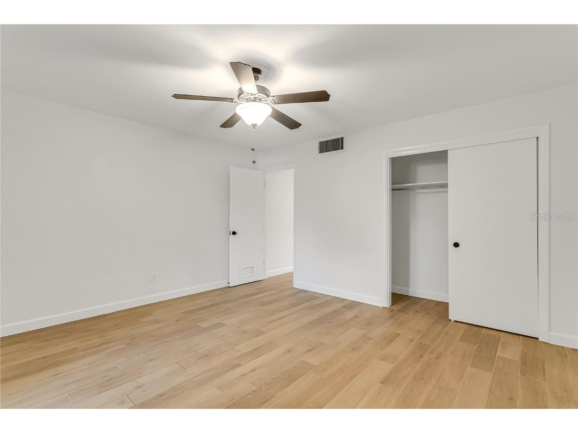 216 36th Avenue N #202B Saint Petersburg FL 33704 TB8391708 image20