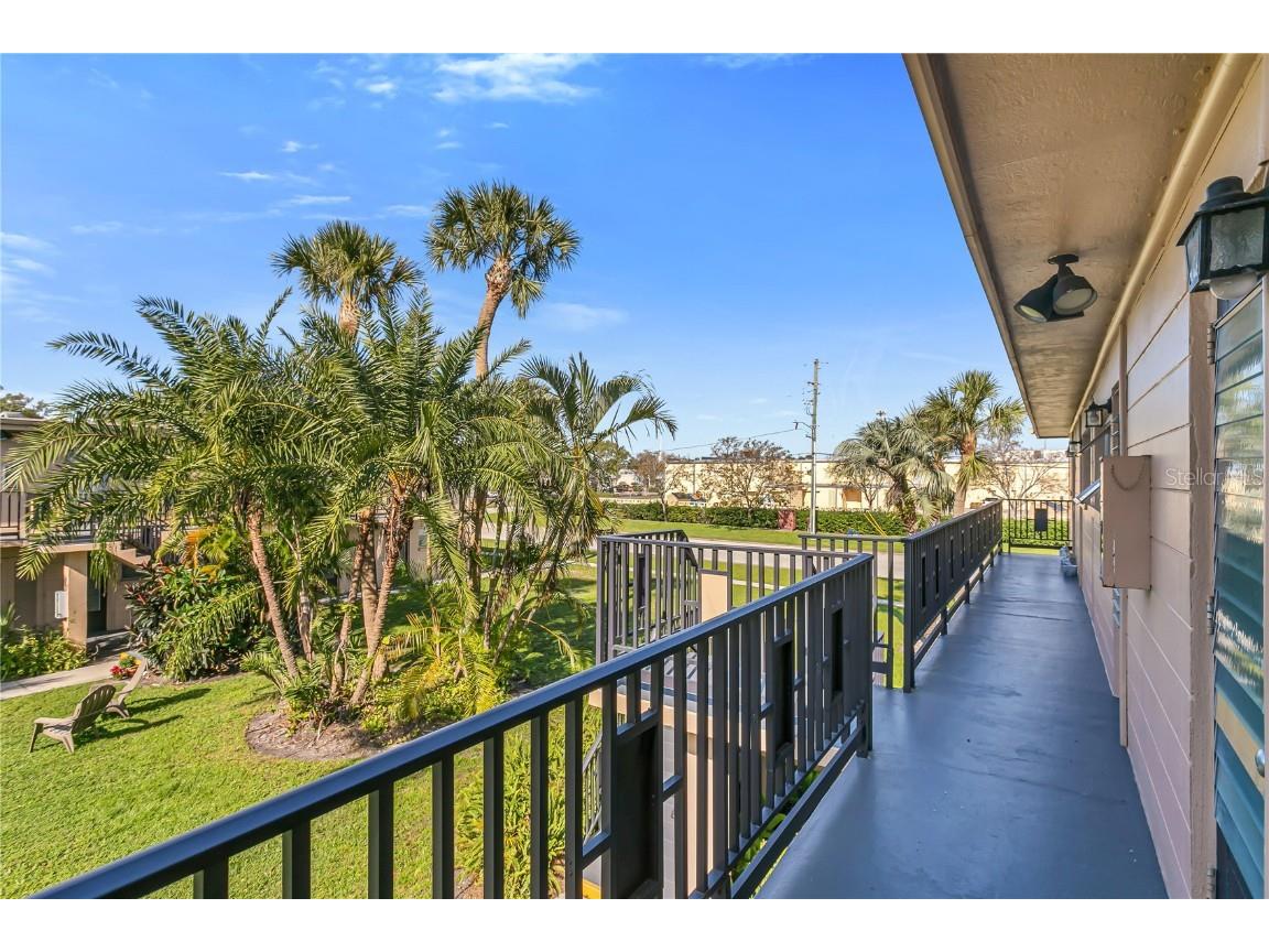 216 36th Avenue N #202B Saint Petersburg FL 33704 TB8391708 image24