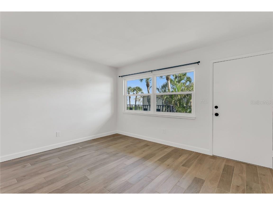 216 36th Avenue N #202B Saint Petersburg FL 33704 TB8391708 image8