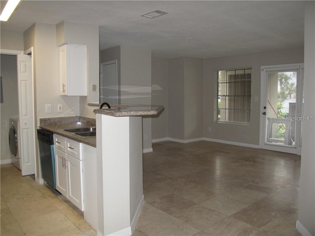 216 Afton Square #111 Altamonte Springs FL 32714 O6348196 image5