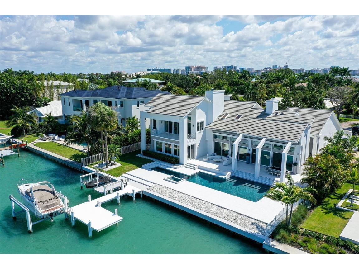 216 Bird Key Drive Sarasota FL 34236 - LITTLE SARASOTA BAY A4564648 image1