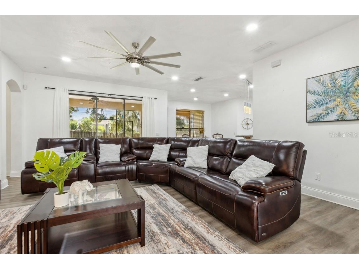 216 Blue Crystal Drive Deland FL 32720 V4945301 image12