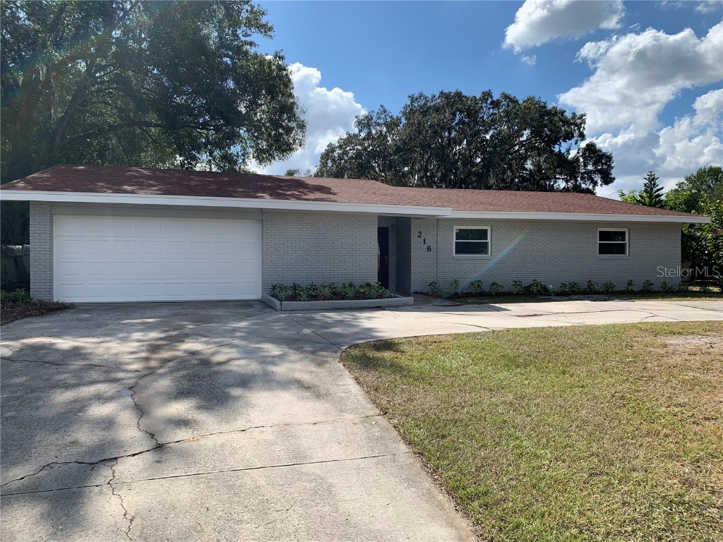 216 Bluebird Avenue Lakeland FL 33809 S5094628 image1