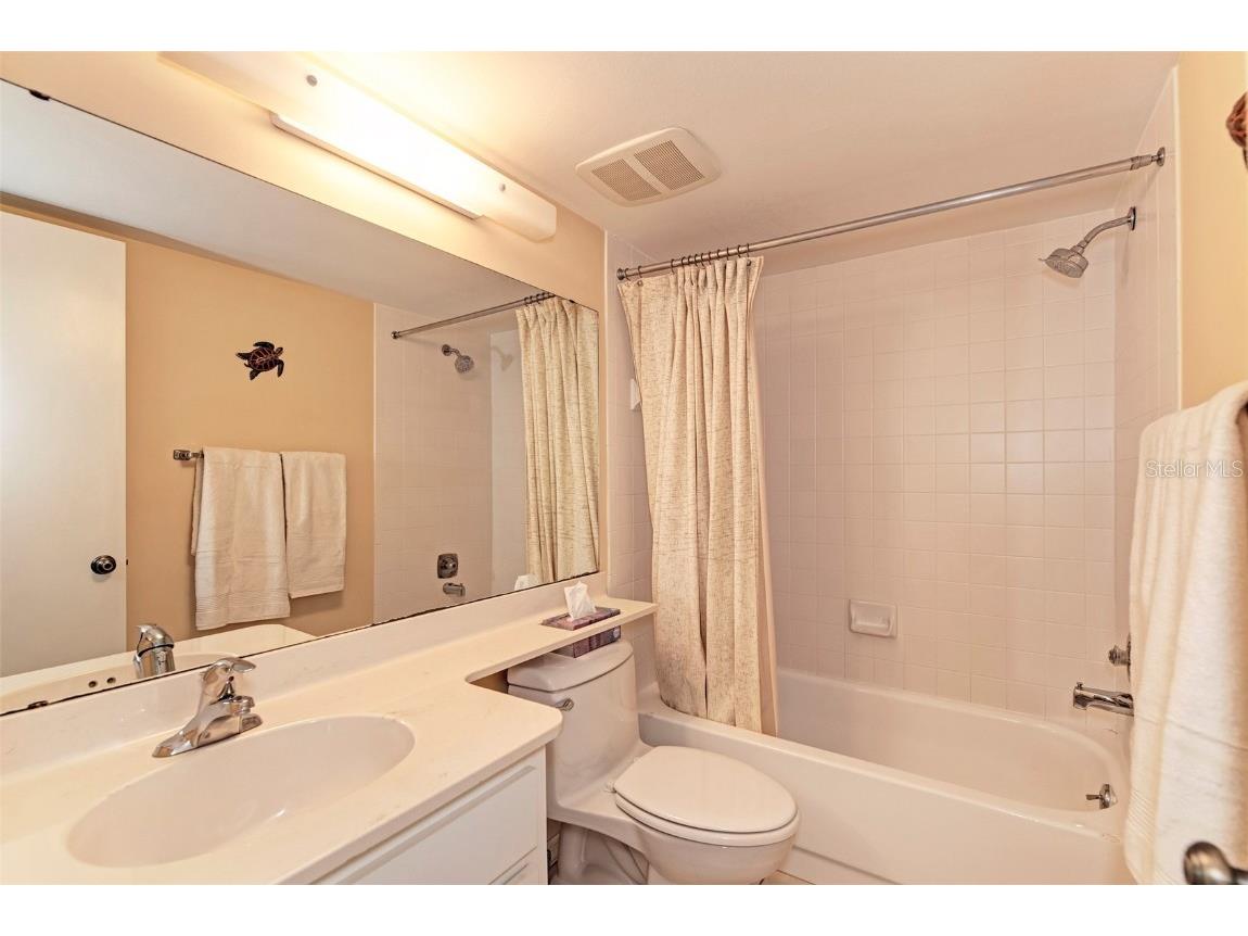 216 Cerromar Way S #30 Venice FL 34293 A4551078 image33