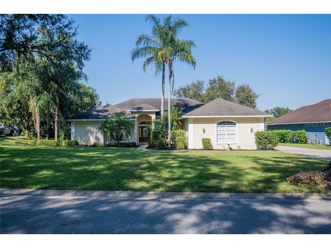 216 Chadwick Court Auburndale FL 33823 L4948198 image1