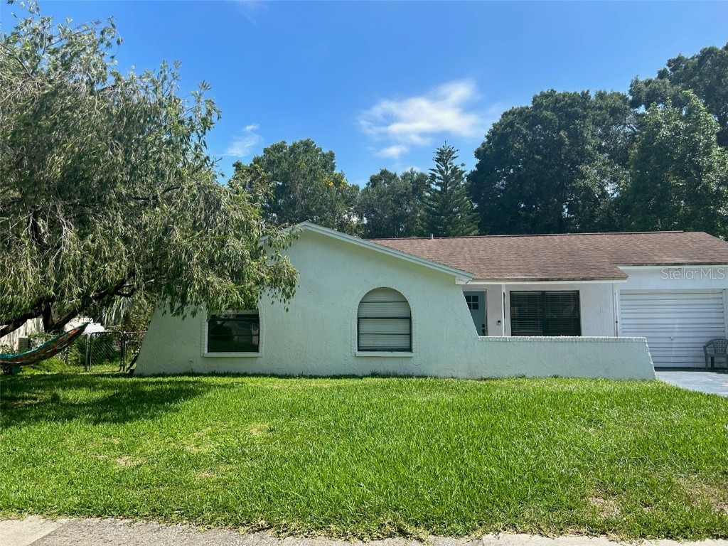 216 Claire Drive Seffner FL 33584 T3454577 image1