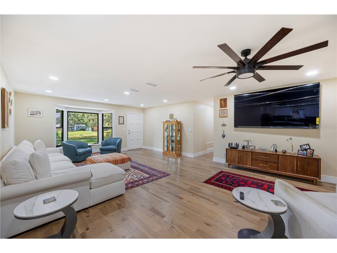 216 Corbett Road Lithia FL 33547 L4956483 image10