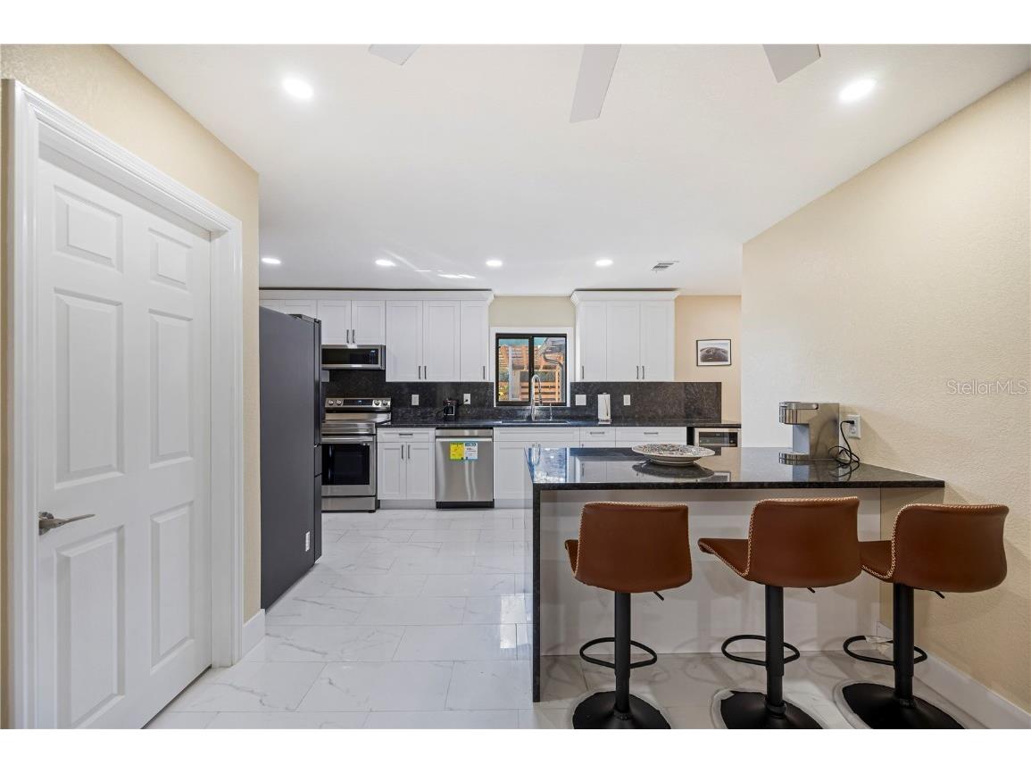 216 Corbett Road Lithia FL 33547 L4956483 image16