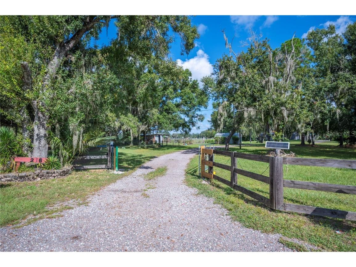 216 Corbett Road Lithia FL 33547 L4956483 image2