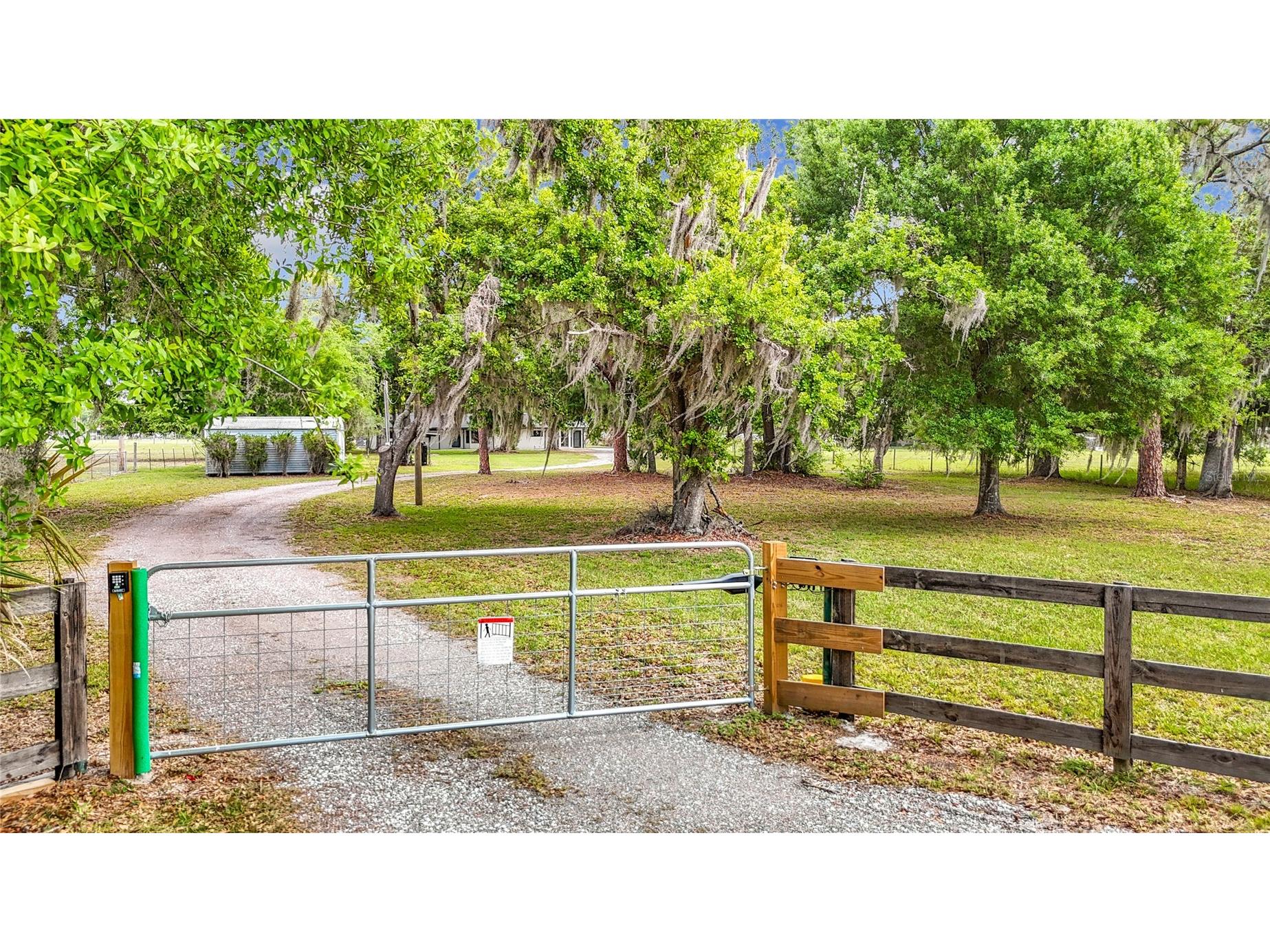 216 Corbett Road Lithia FL 33547 TB8492033 image16