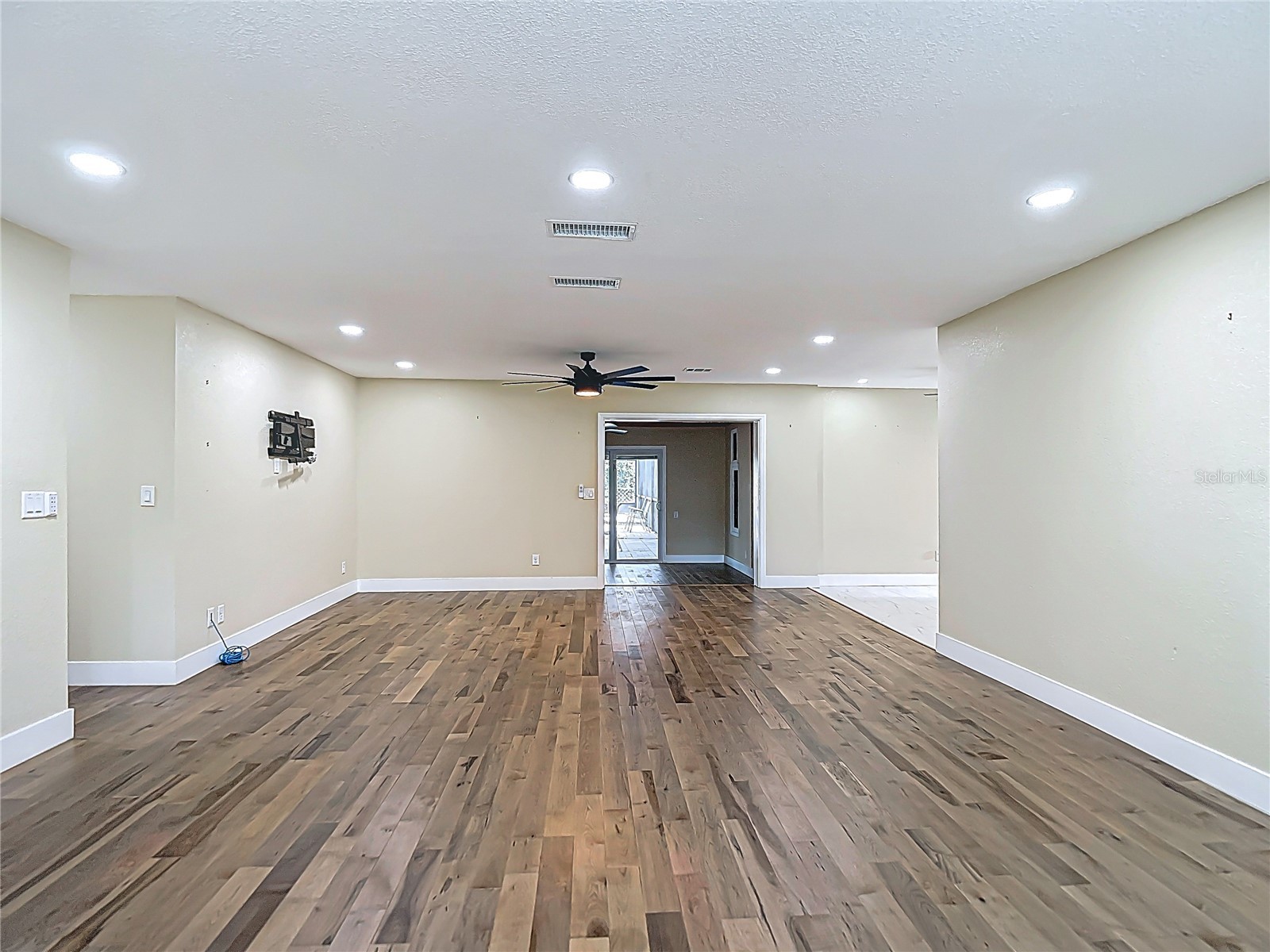 216 Corbett Road Lithia FL 33547 TB8492033 image19