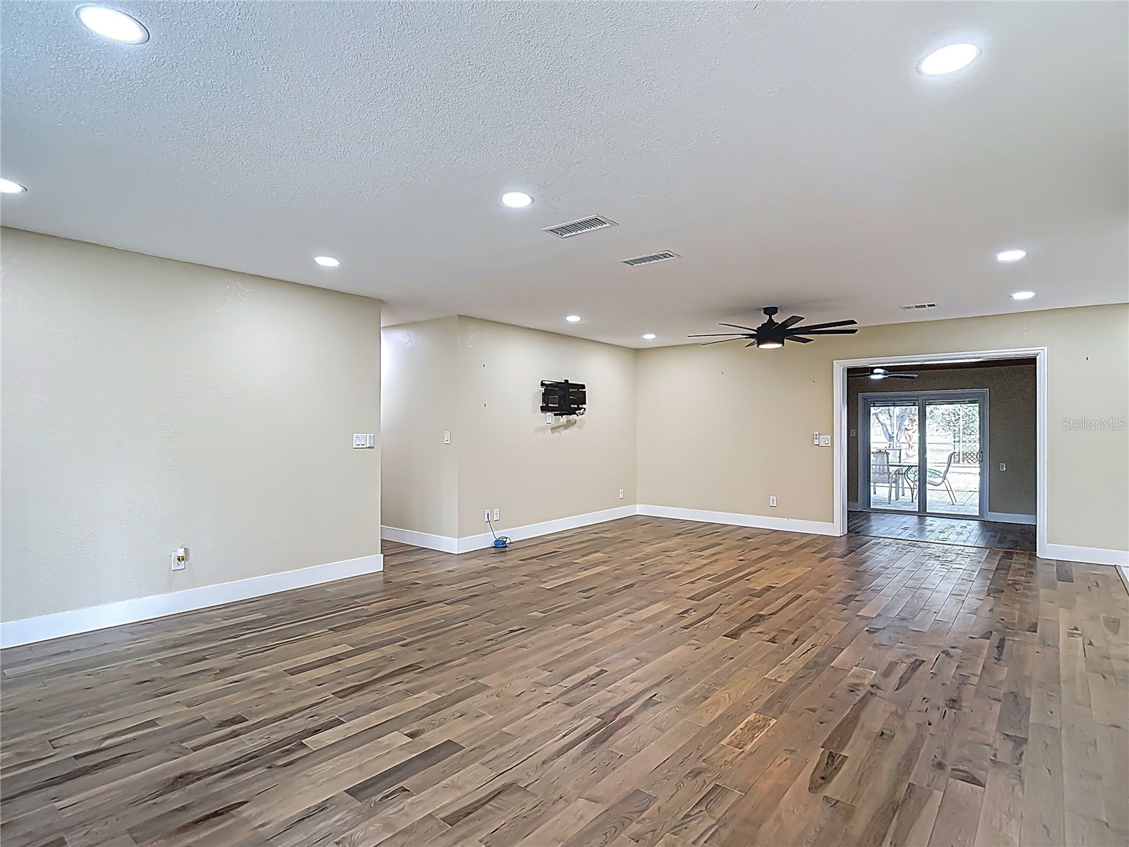 216 Corbett Road Lithia FL 33547 TB8492033 image20