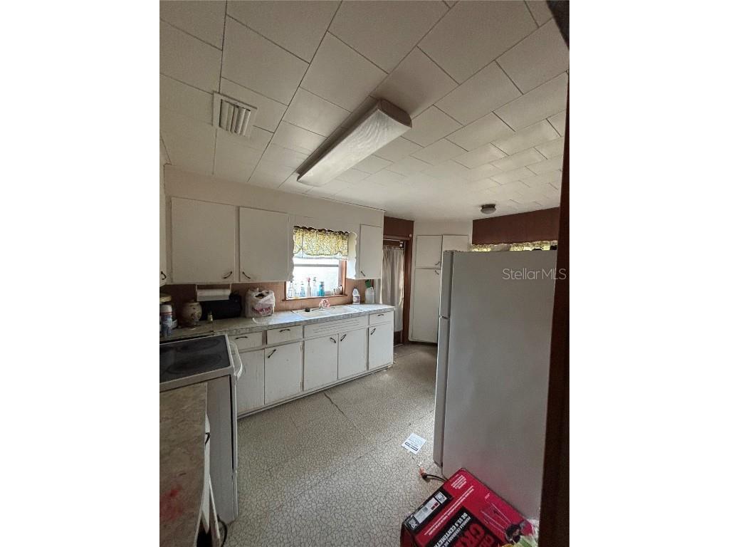 216 Dorsett Avenue Lake Wales FL 33853 P4933656 image2