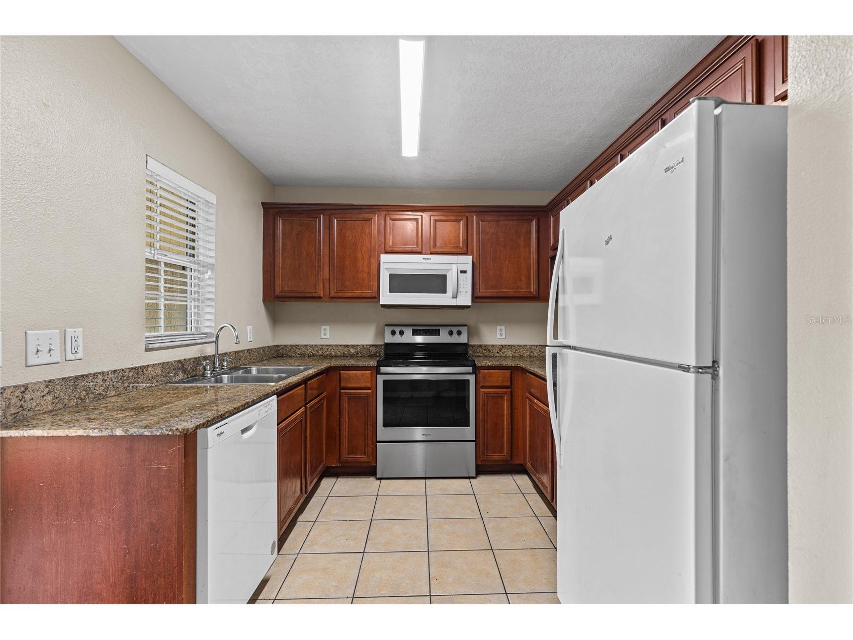 216 Dragons Fire Place Valrico FL 33594 TB8530628 image10