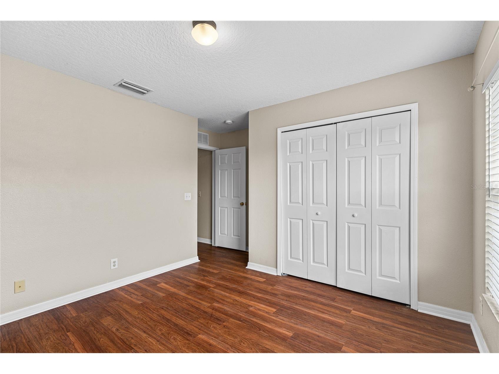 216 Dragons Fire Place Valrico FL 33594 TB8530628 image14